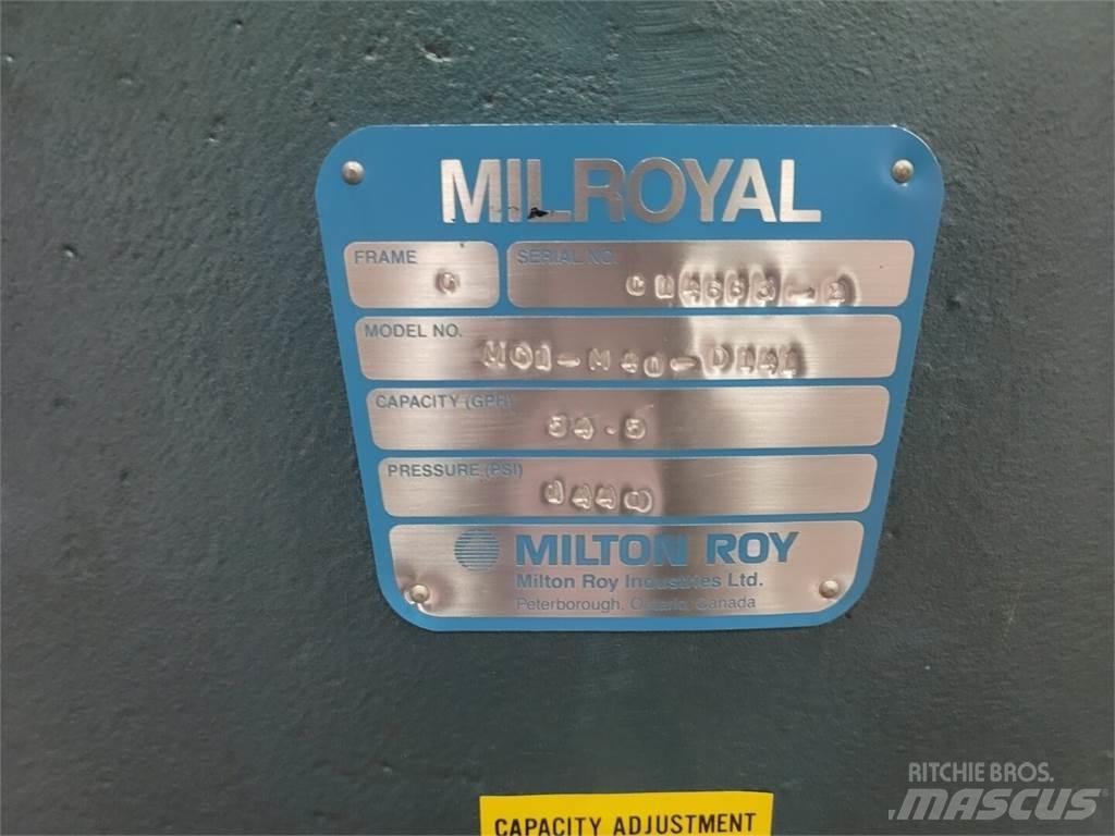  MILROYAL MC1-M40-D141 Bombas de água