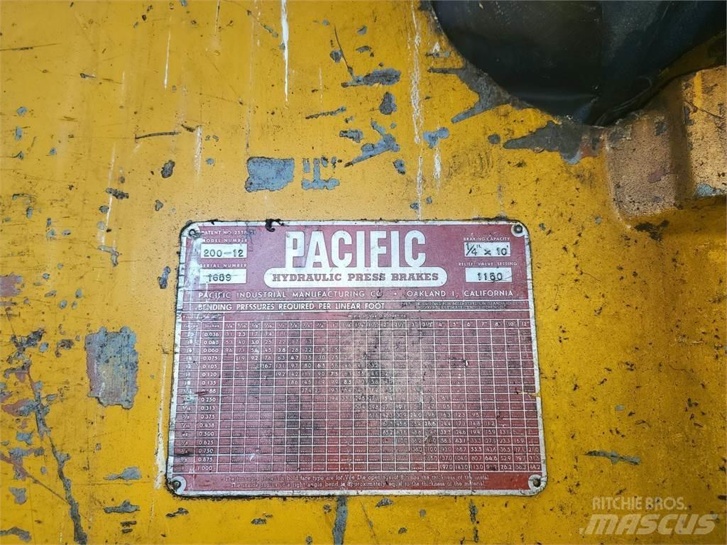 Pacific 200-12 Construção - Outros
