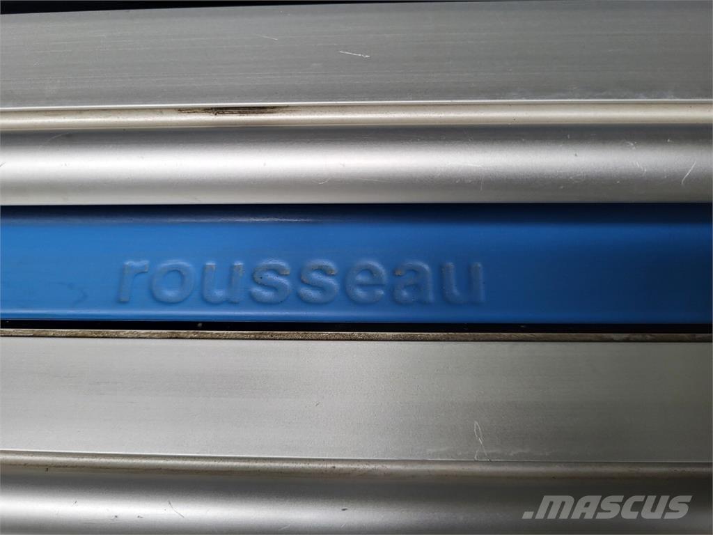 Rousseau  Construção - Outros
