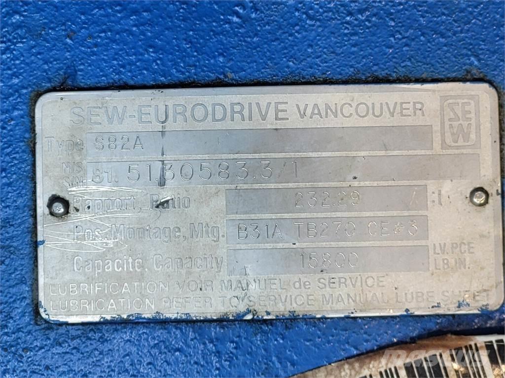  SEW-EURODRIVE S82A Construção - Outros

