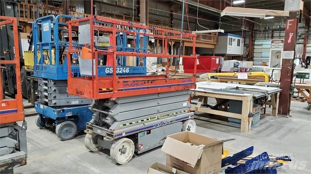 SkyJack SJIII 3226 Elevadores de tesoura