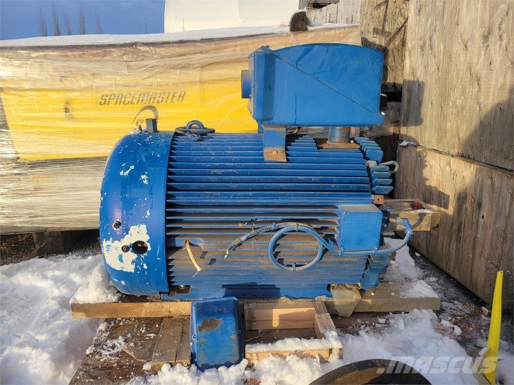  TOSHIBA Motores industriais