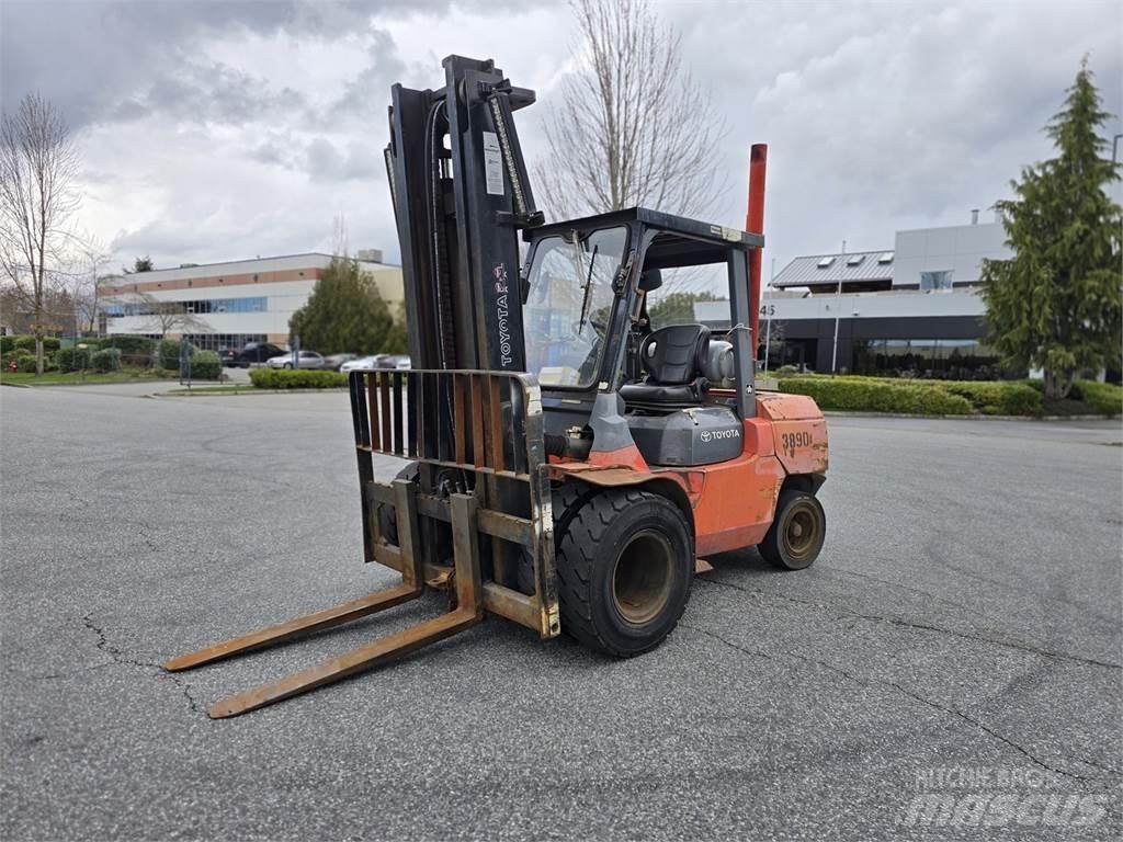 Toyota 7FGU45 Construção - Outros
