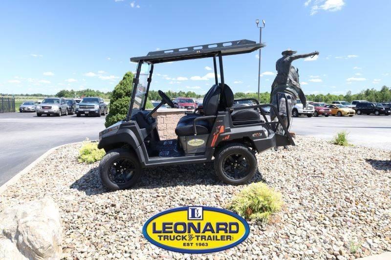  eNVy NV-4 Carros de golfe