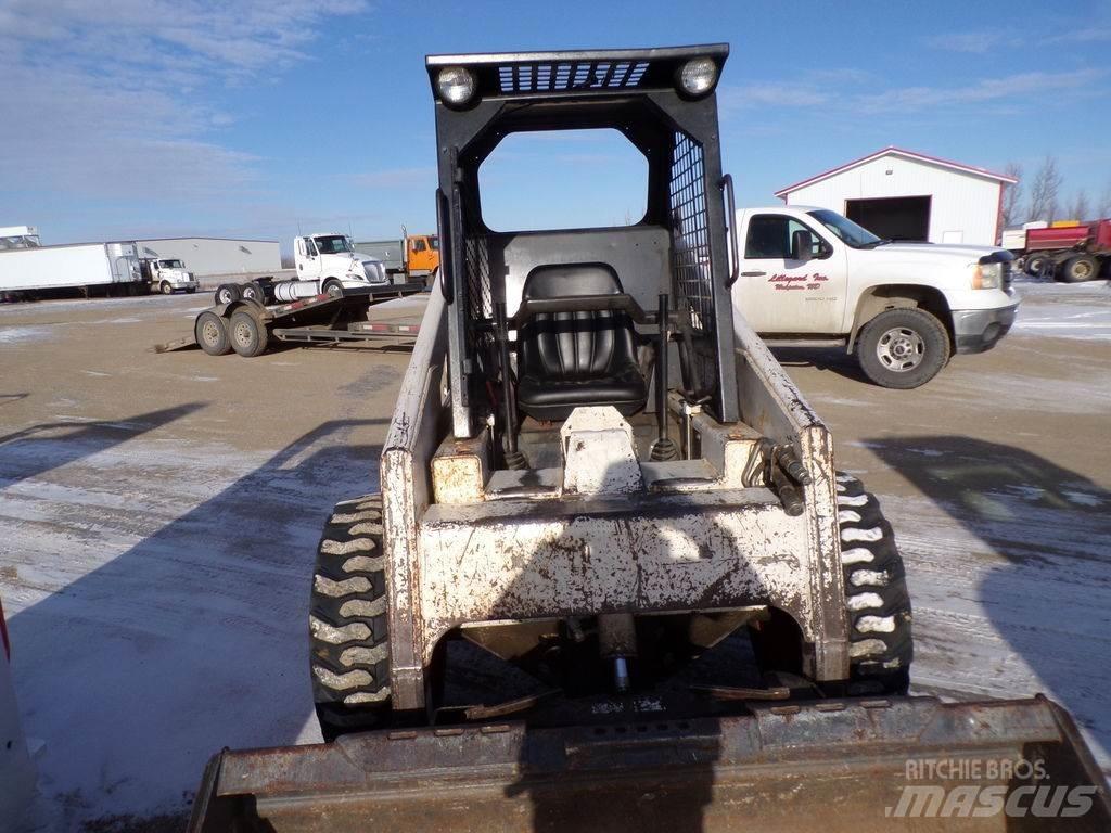 Bobcat 843B Carregadoras de direcção deslizante