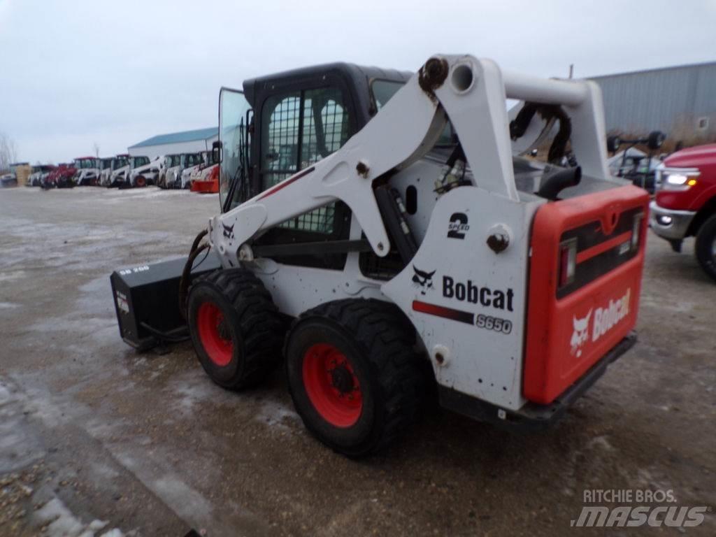 Bobcat S650 Carregadoras de direcção deslizante