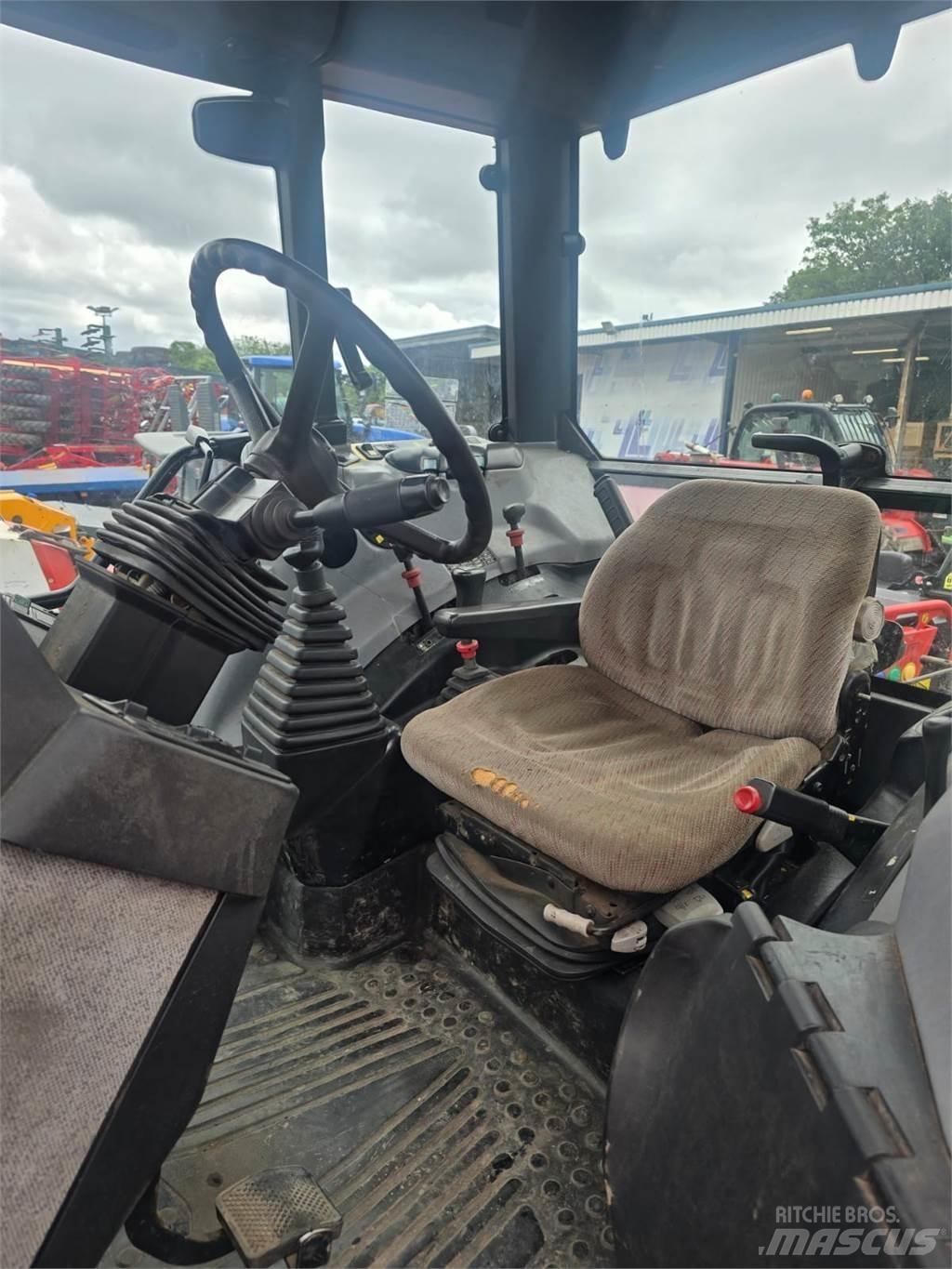 Case IH CS150 Tratores Agrícolas usados