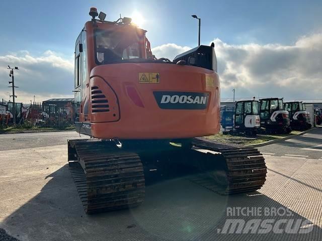 Develon DX140LCR-5 Escavadoras de rastos