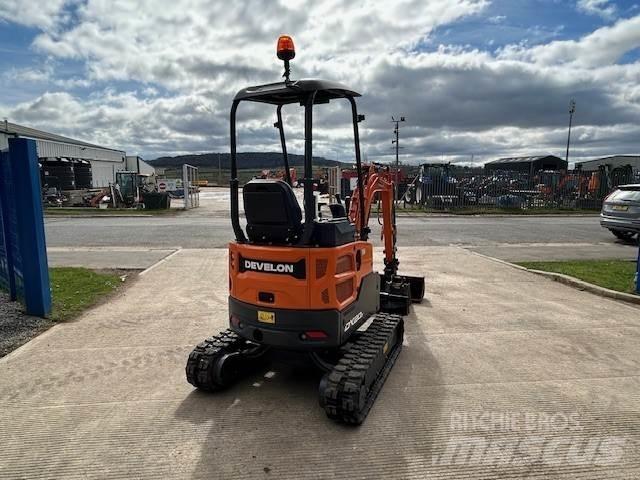 Develon DX20z-7 Escavadoras de rastos