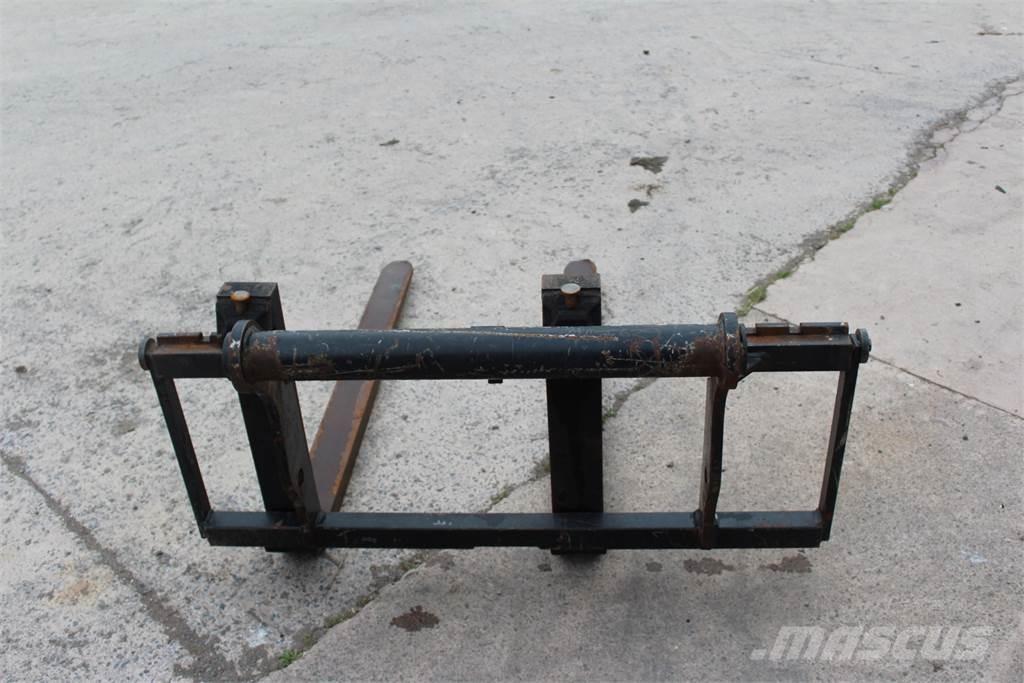  Pallet Forks & Frame Forquilhas