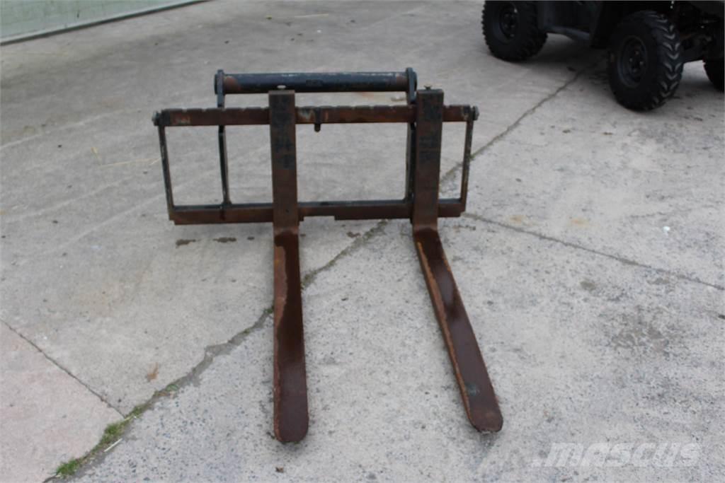  Pallet Forks & Frame Forquilhas
