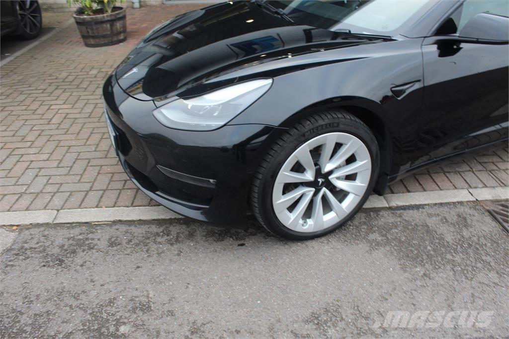 Tesla Model 3 Pick up de caixa aberta