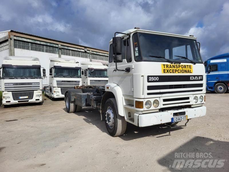 DAF 2500 ATI Camiões de chassis e cabine