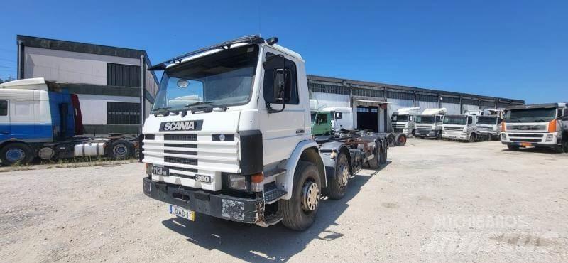 Scania 113M 360 Camiões de chassis e cabine