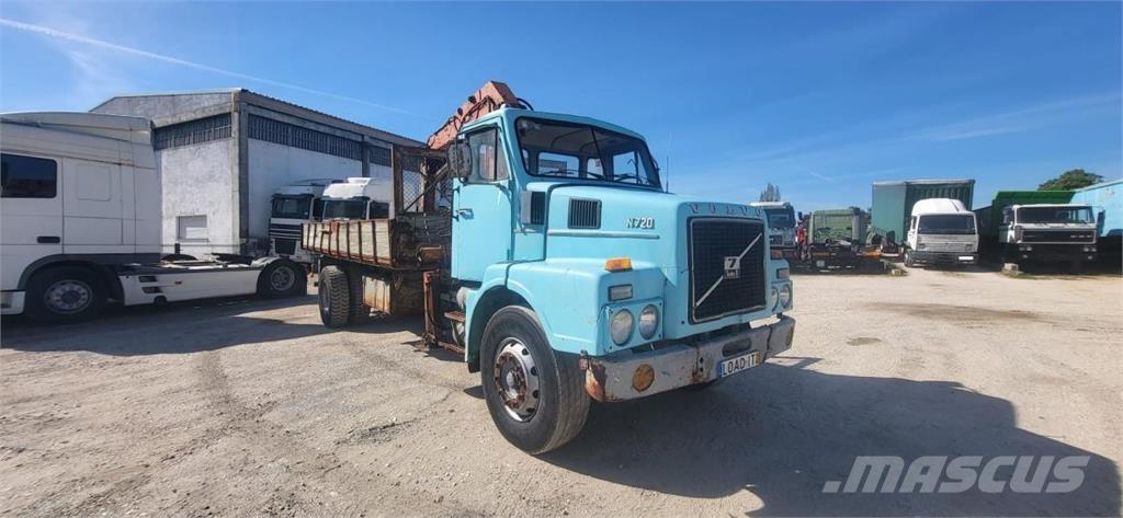 Volvo N7 Camiões basculantes