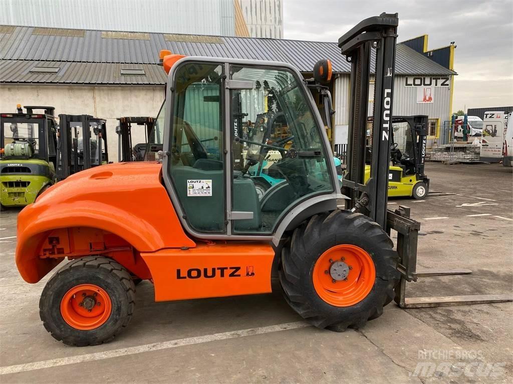 Ausa C300H Empilhadores todo-terreno