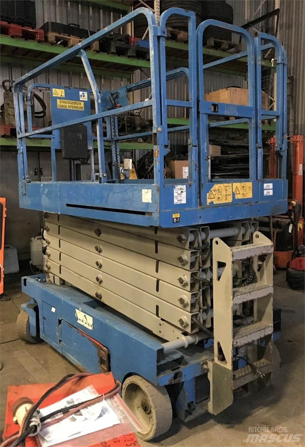 Genie GS-4047 Elevadores de tesoura