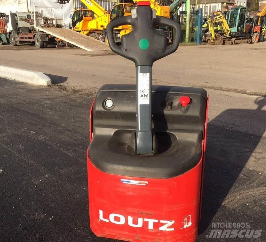 LOC E20 Empilhador para operador externo