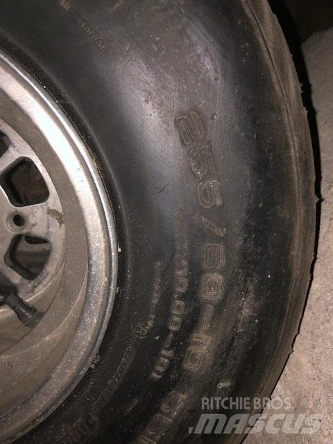  - - -  Honda Pneus, Rodas e Jantes