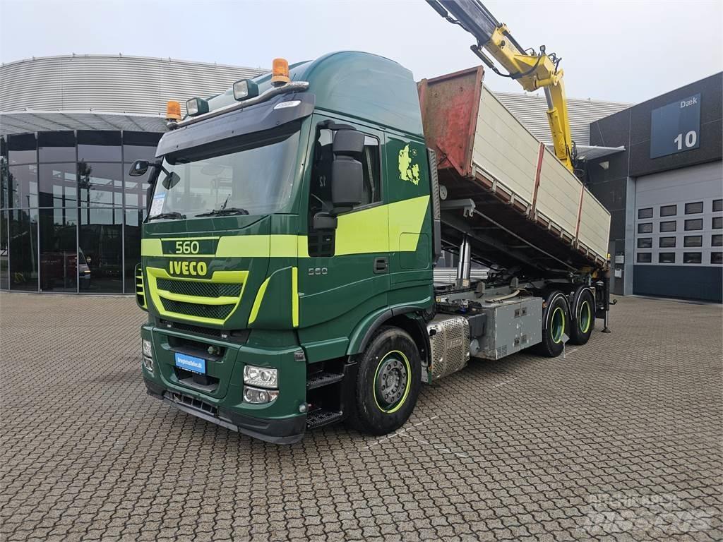 Iveco Stralis 560 6x4 Camiões caixa desmontável com elevador de cabo