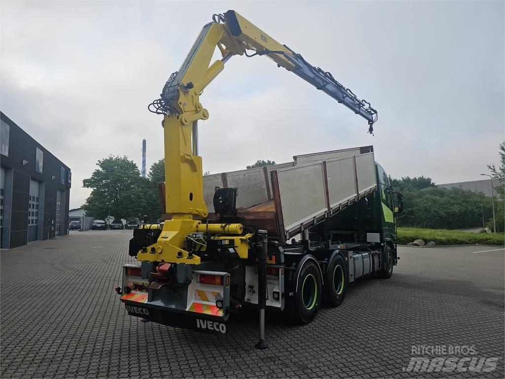 Iveco Stralis 560 6x4 Camiões caixa desmontável com elevador de cabo