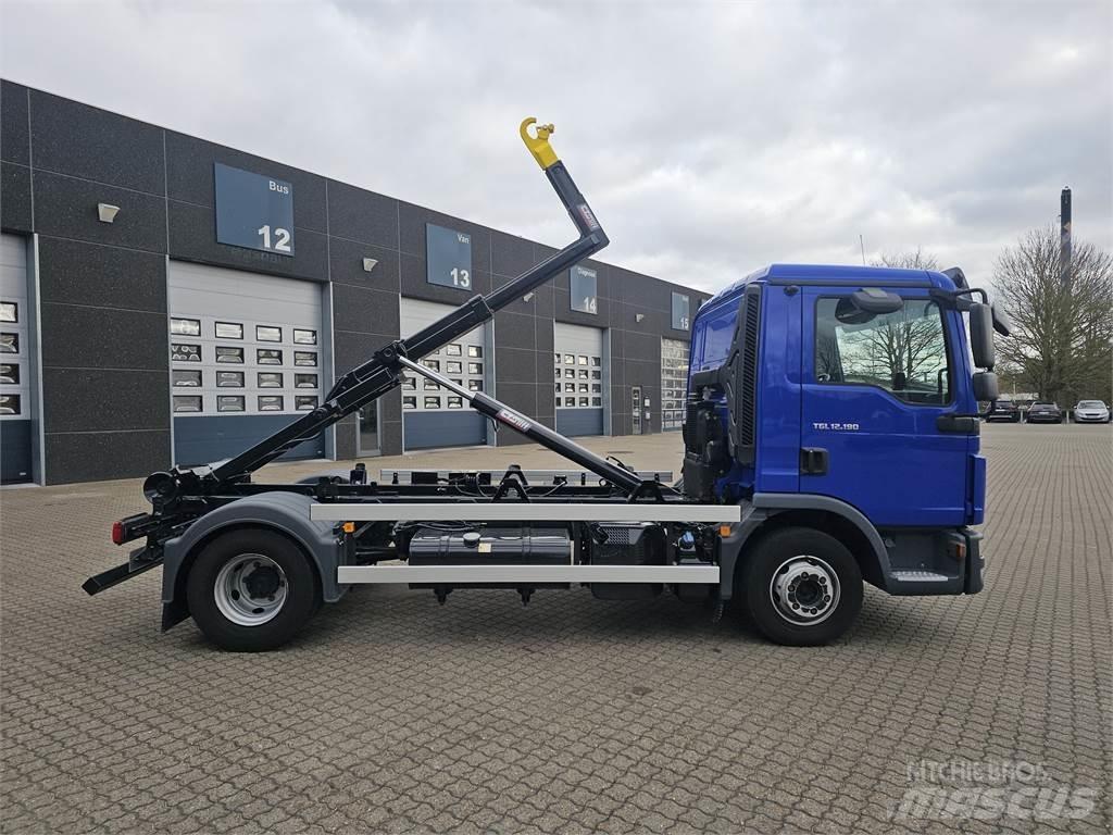 MAN TGL 12.190 BL Camiões Ampliroll