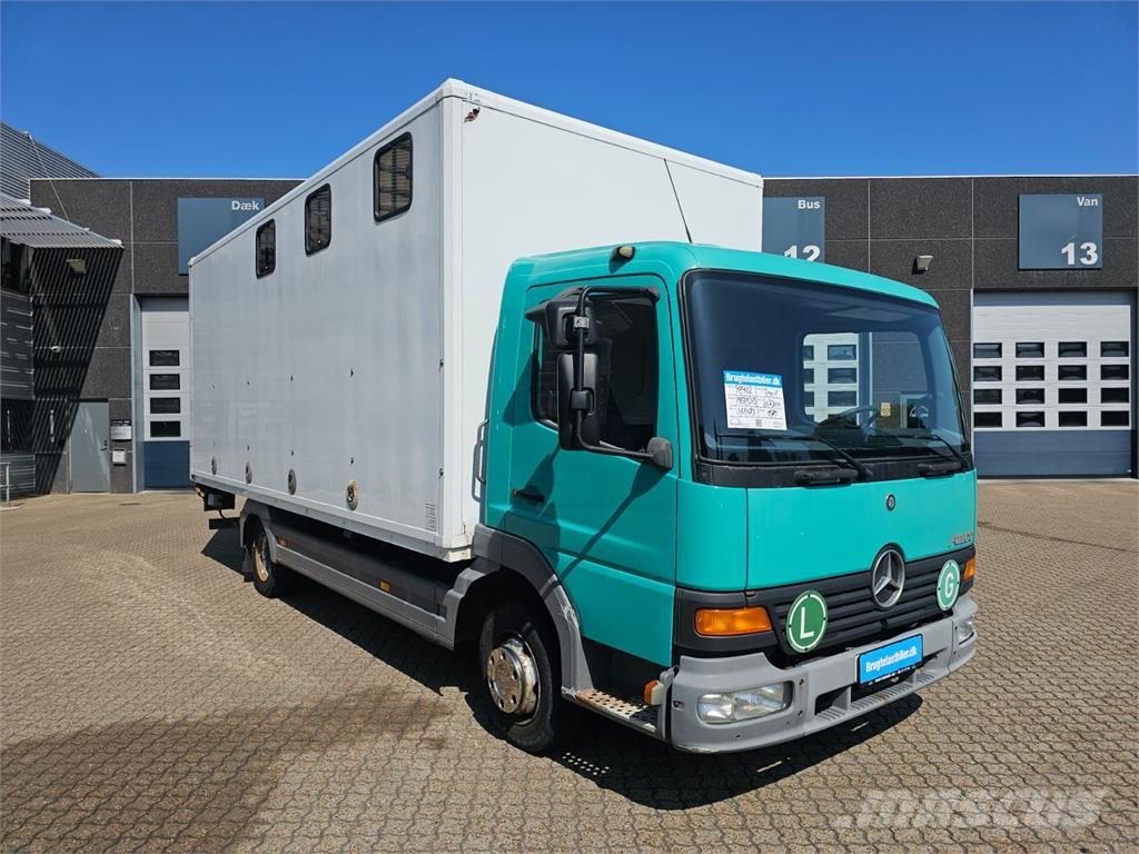 Mercedes-Benz Atego 817 Camiões de transporte de animais
