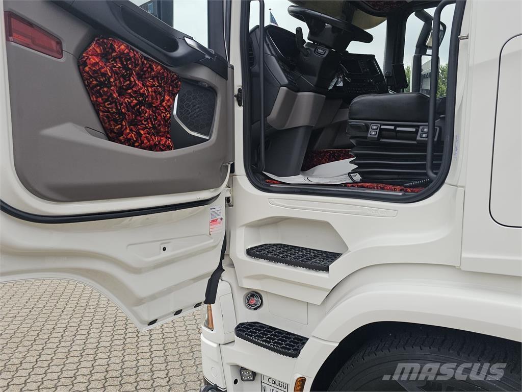 Scania R540 6x2 Tractores (camiões)