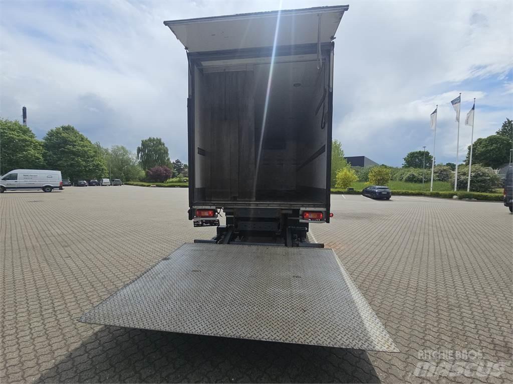 Volvo FE320 Camiões caixa temperatura controlada