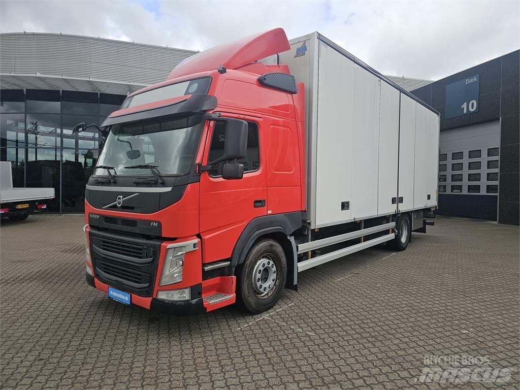 Volvo FM340 Camiões de caixa fechada
