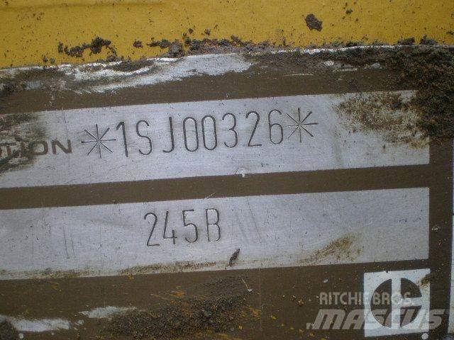 CAT 245B Escavadoras de rastos