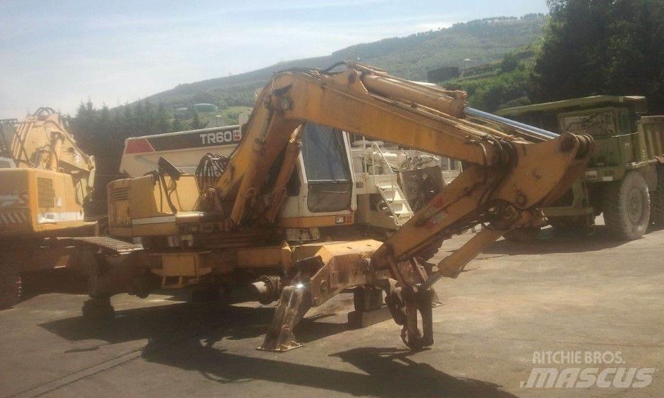 Liebherr A902 Escavadoras de rodas