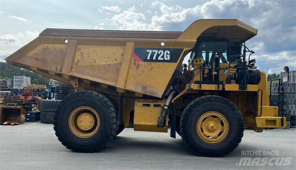 CAT 772G Camiőes dumper basculantes rígidos