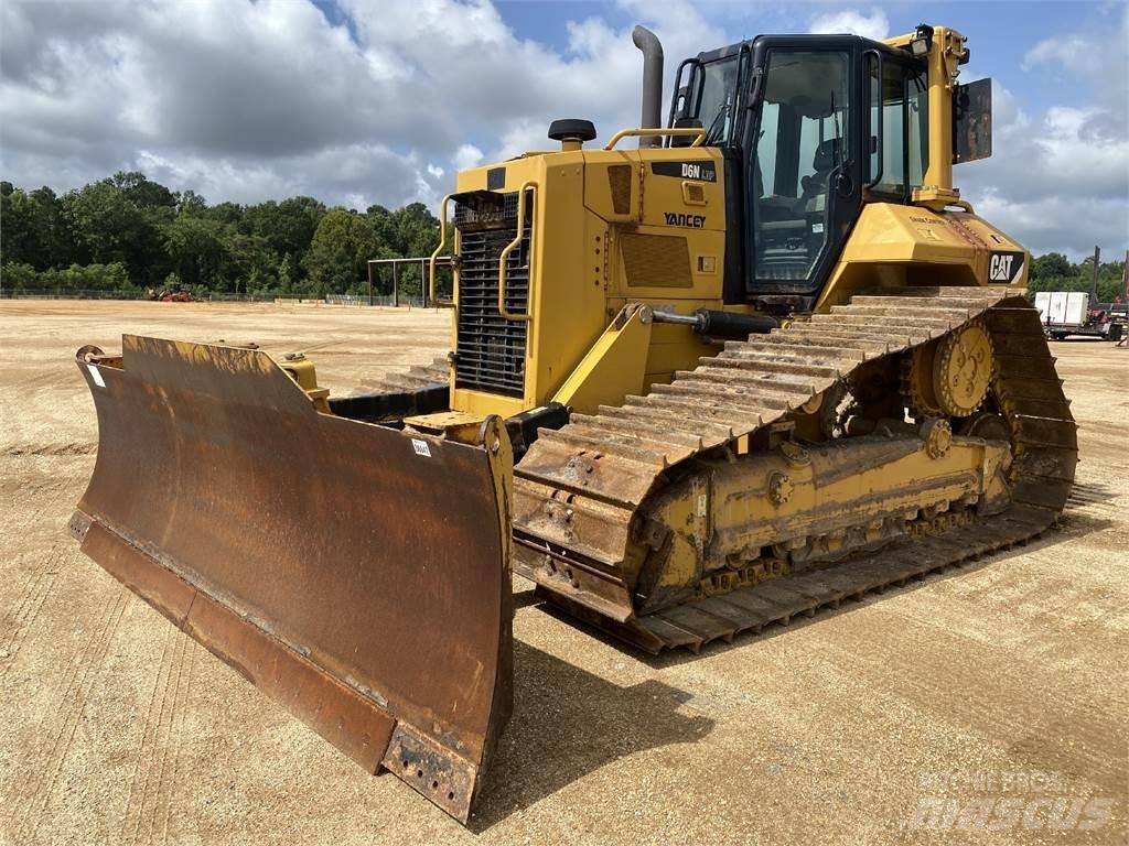 CAT D6N LGP Dozers - Tratores rastos