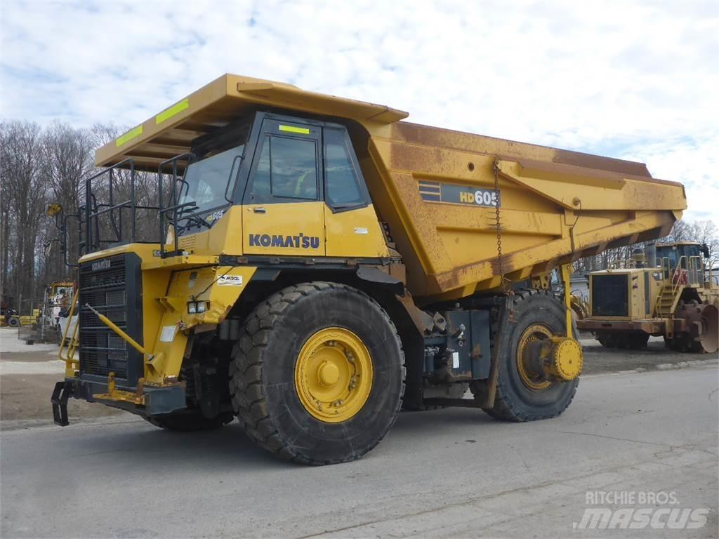Komatsu HD605-7 Camiőes dumper basculantes rígidos