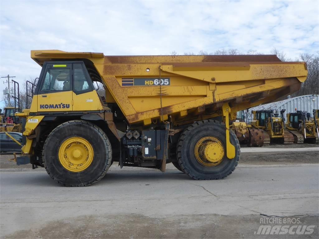 Komatsu HD605-7 Camiőes dumper basculantes rígidos