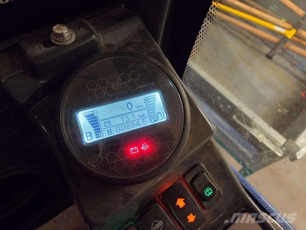 Multione 5.2K Mini carregadoras