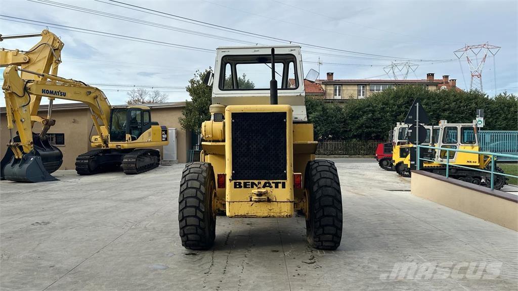 Benati 12 S 4X4 Pás carregadoras de rodas