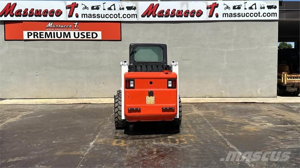 Bobcat S130 Pás carregadoras de rodas