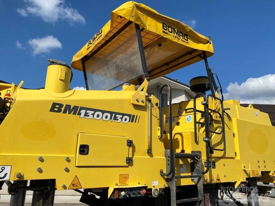 Bomag BM1300/30 Fresadoras de asfalto