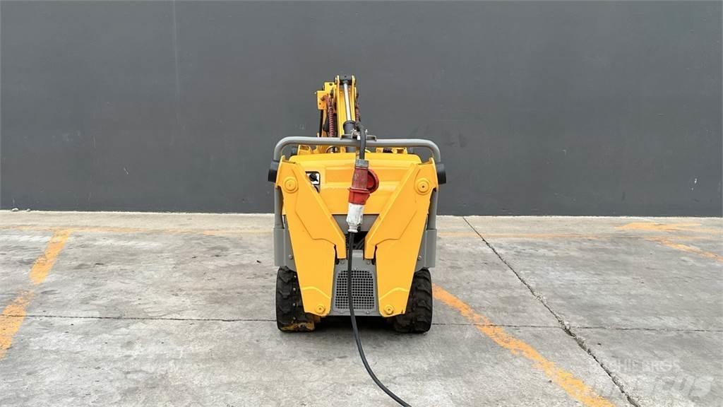 Brokk 90 Mini Escavadoras <7t