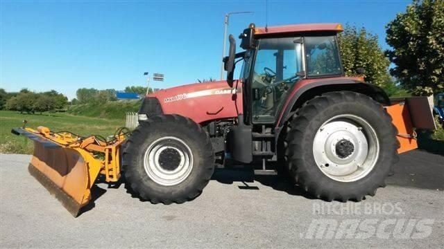 Case IH MXM190 Lâminas de neve e arados