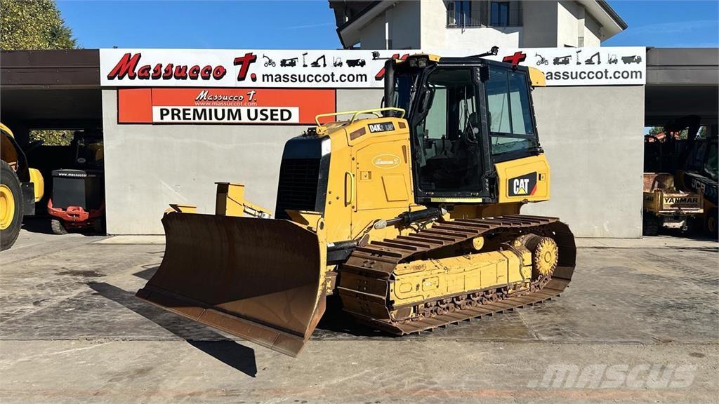 CAT D4K2 LGP Dozers - Tratores rastos