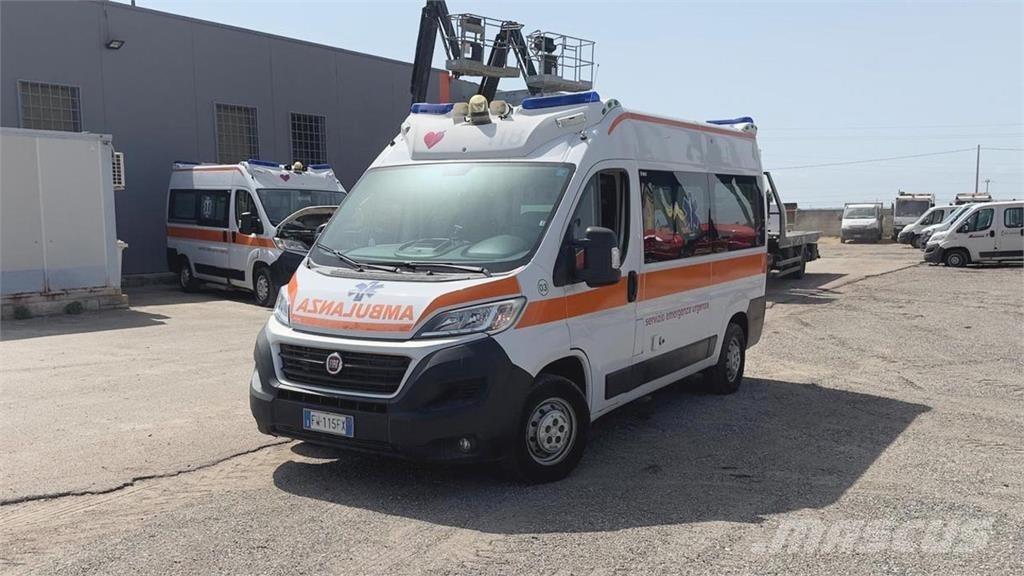 Fiat DUCATO AMBULANZA Outros Camiões