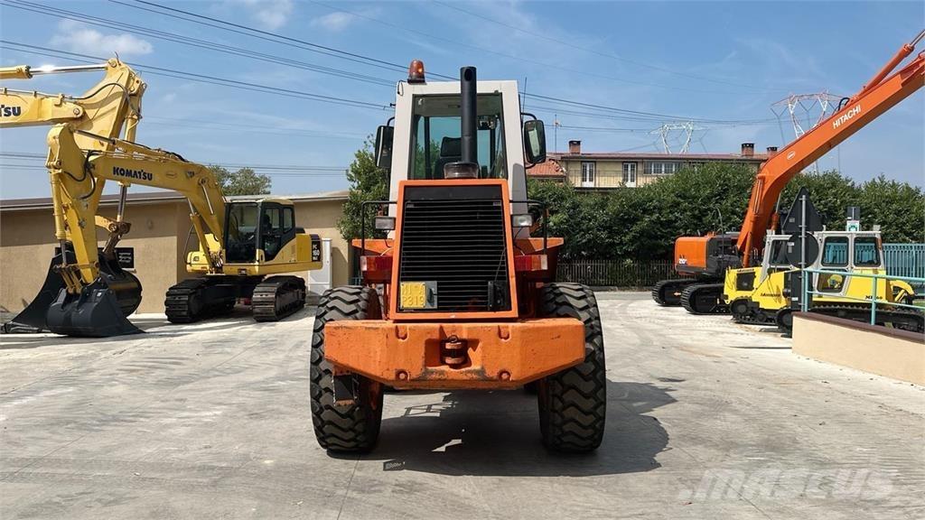 Fiat-Hitachi FR90 4X4 Pás carregadoras de rodas