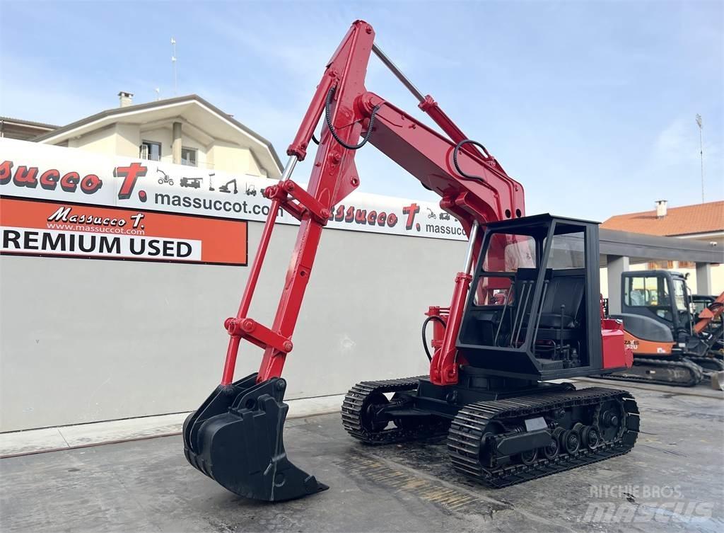 Hidromek H4 Escavadoras Midi 7t - 12t