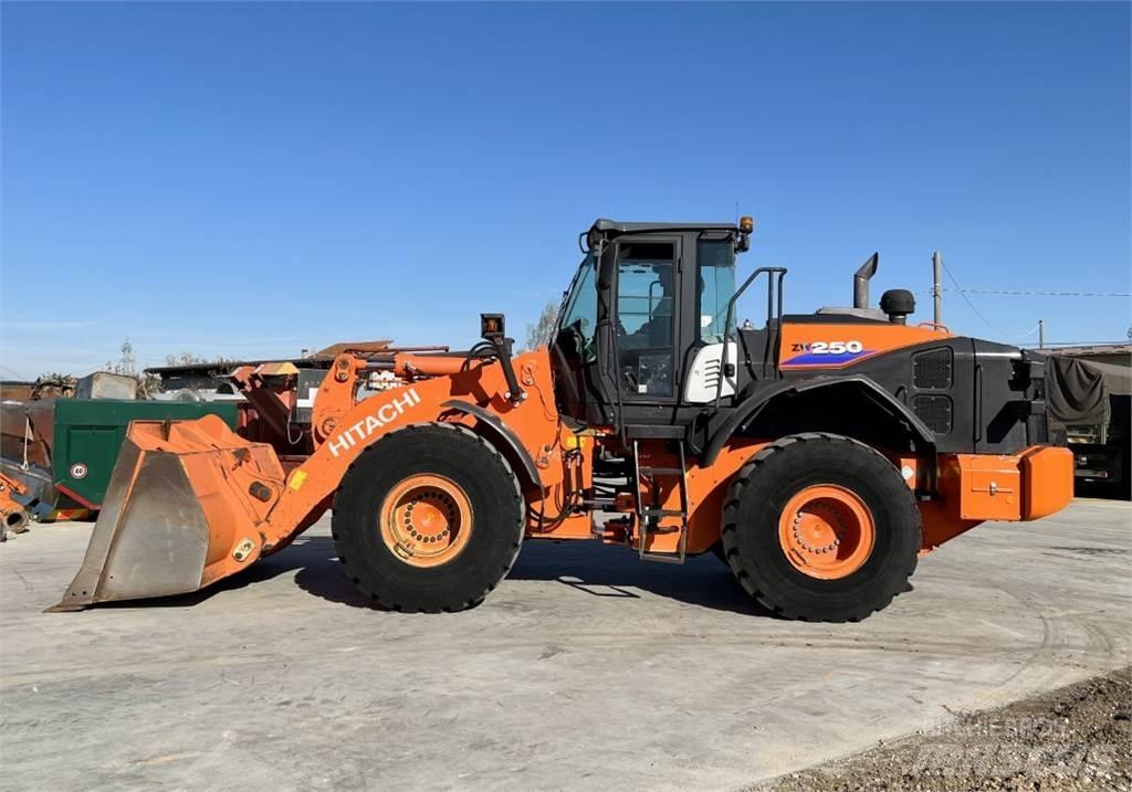 Hitachi ZW250-6 Pás carregadoras de rodas