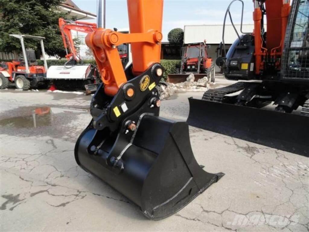 Hitachi ZX135 US-6 Escavadoras florestais