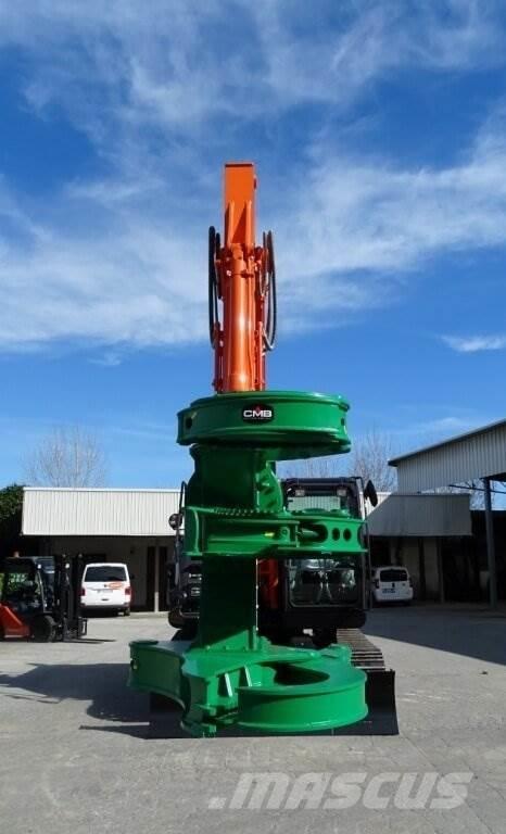 Hitachi ZX135US-6 Escavadoras florestais