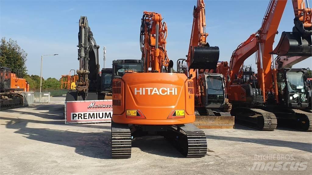 Hitachi ZX135US-7 Escavadoras Midi 7t - 12t